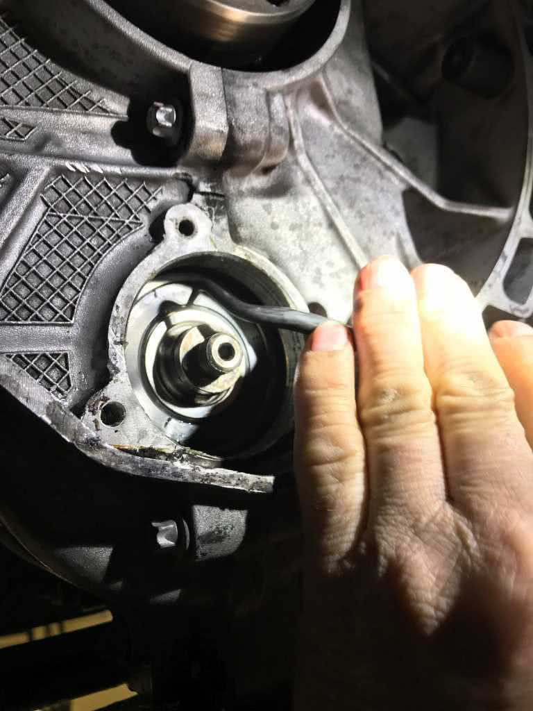 Removing the grease seal off the non-serviceable 06-08 Porsche IMS bearing