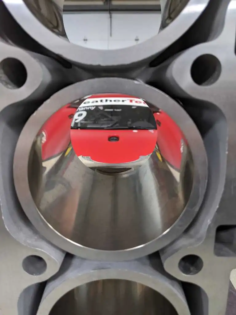 Porsche 944/944T (951) 100mm Engine Block Reconditioning. No pistons or rings included. - Image 4