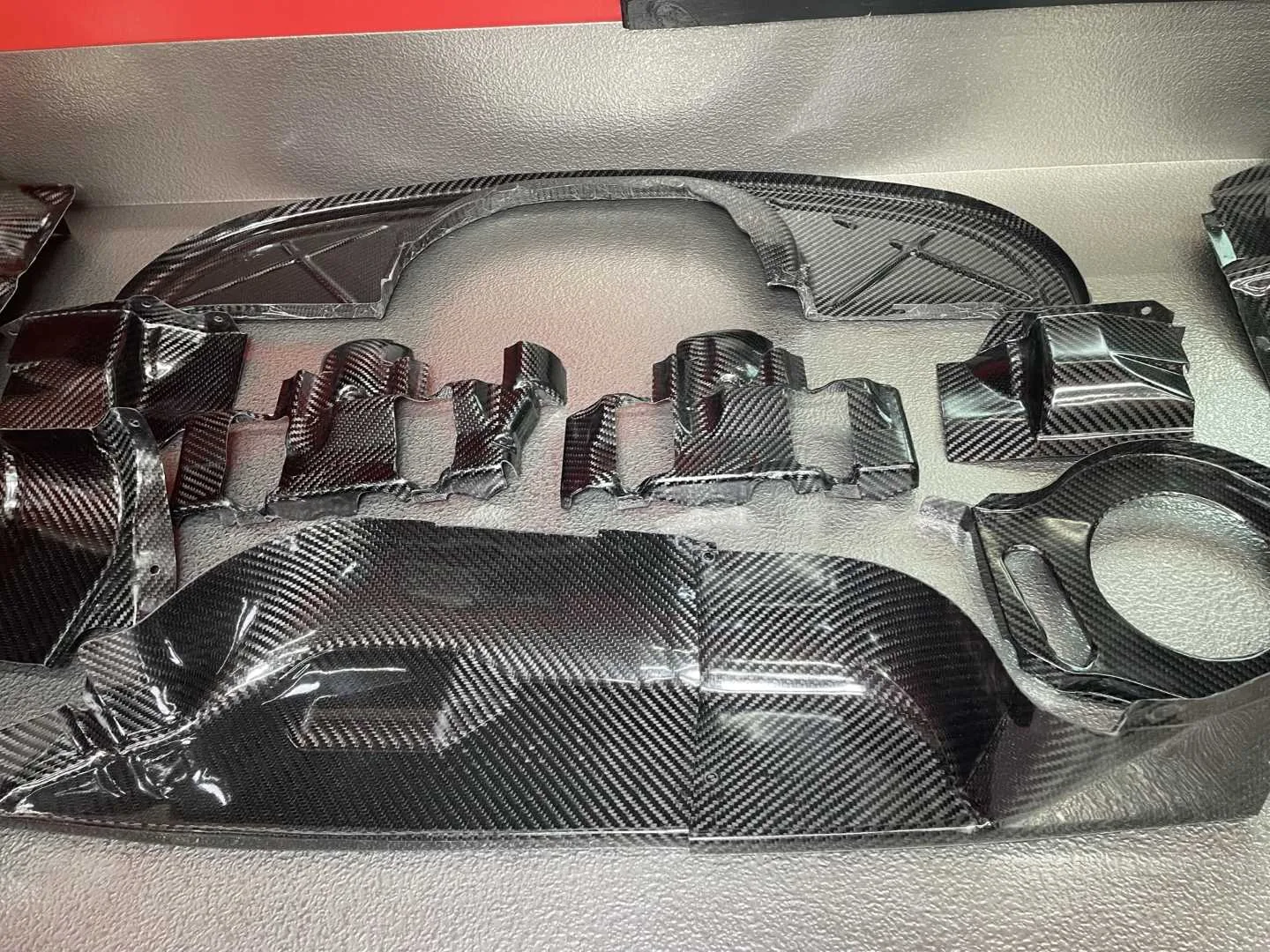 Raby's Aircooled Technology Porsche 914 2.0L Carbon Fiber Engine Tin Set - Image 7